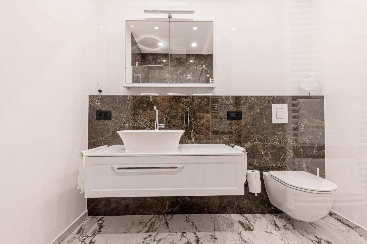 Villa Bella Vista Am Meer Trogir Eksteriør bilde