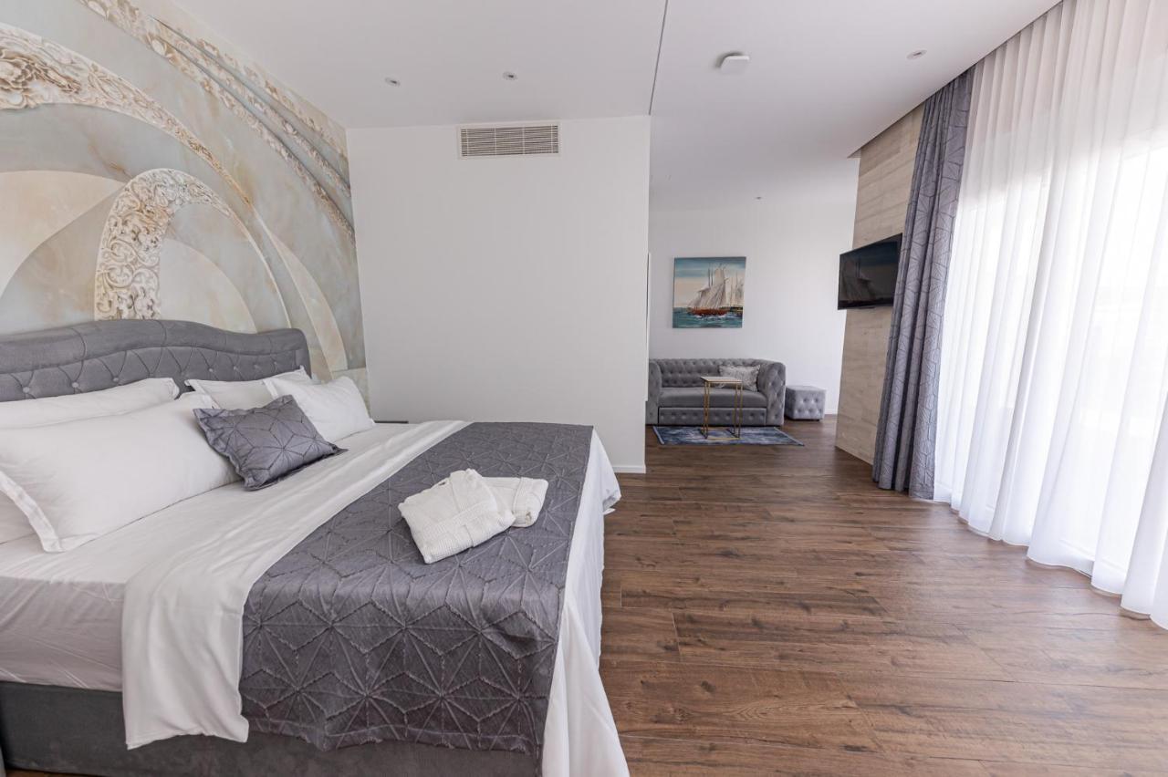 Villa Bella Vista Am Meer Trogir Eksteriør bilde
